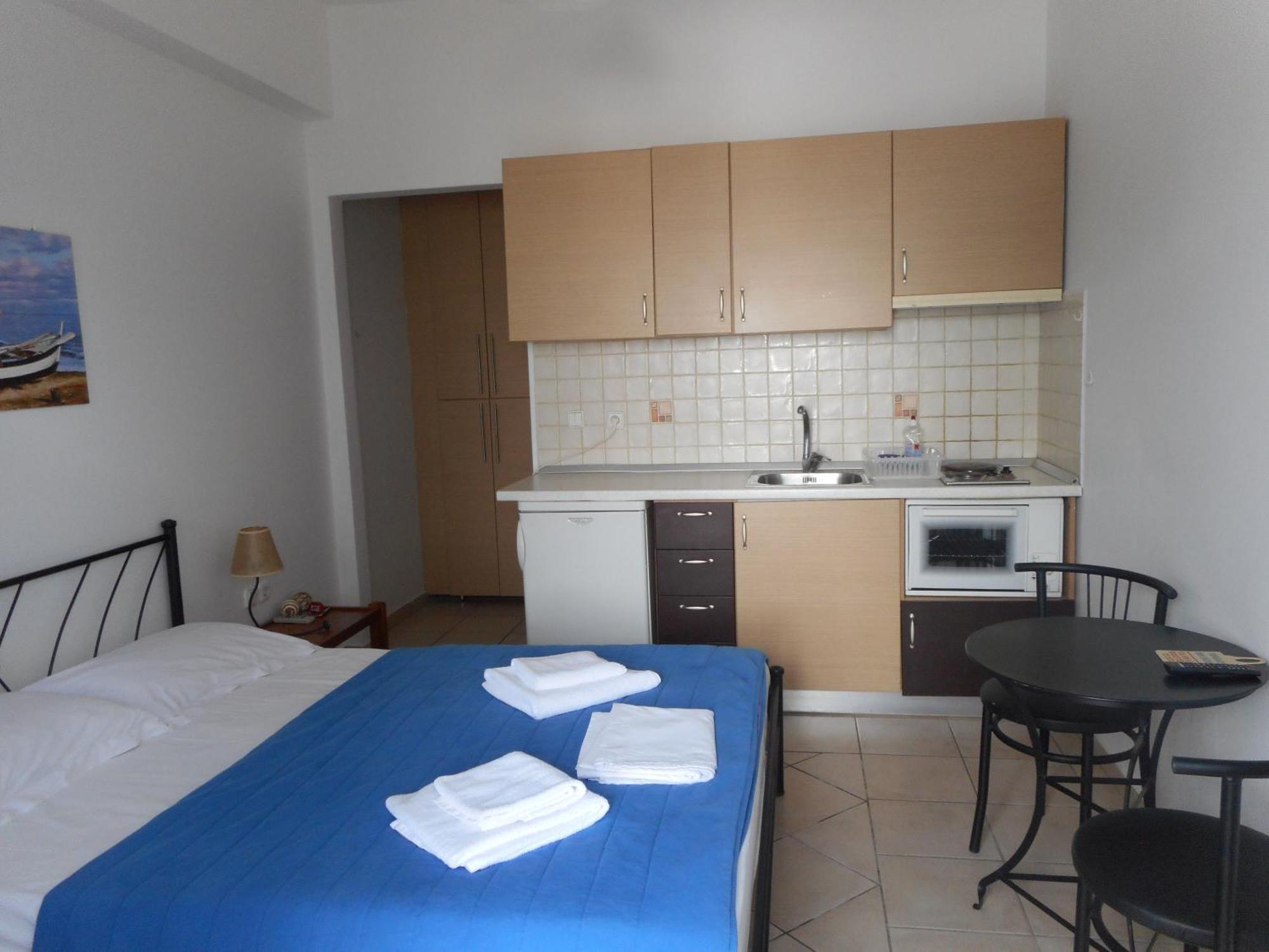 Pantonia Apartments Agia Pelagia  Dış mekan fotoğraf