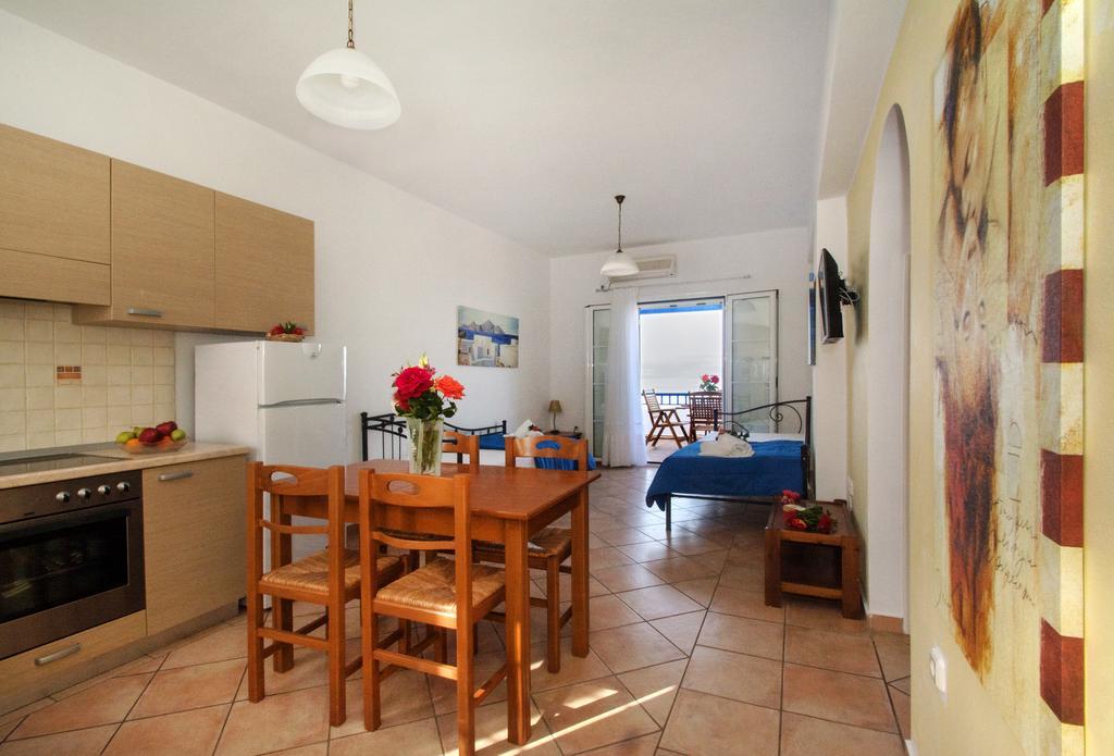 Pantonia Apartments Agia Pelagia  Dış mekan fotoğraf