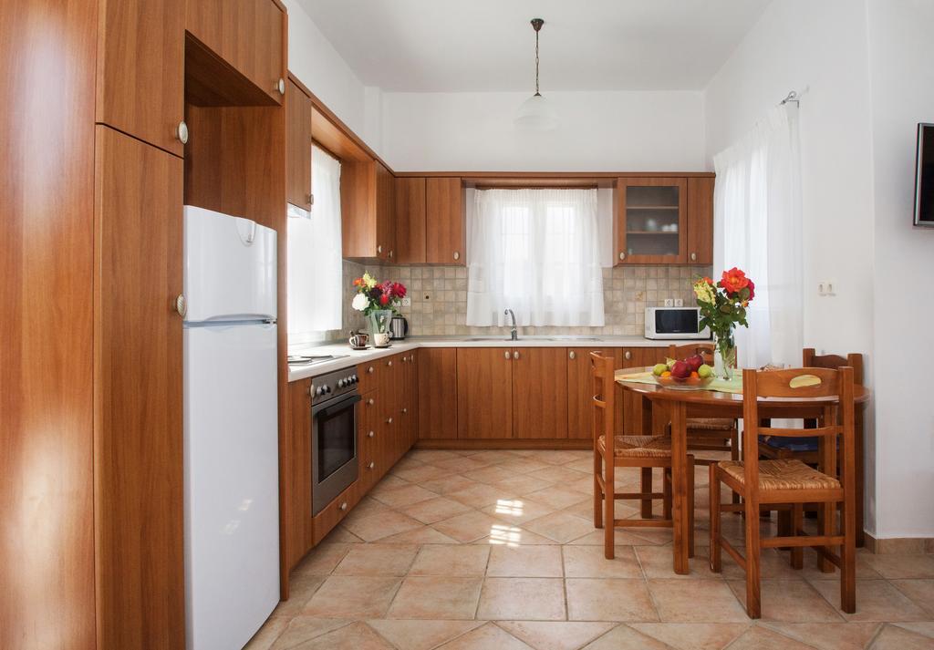 Pantonia Apartments Agia Pelagia  Dış mekan fotoğraf