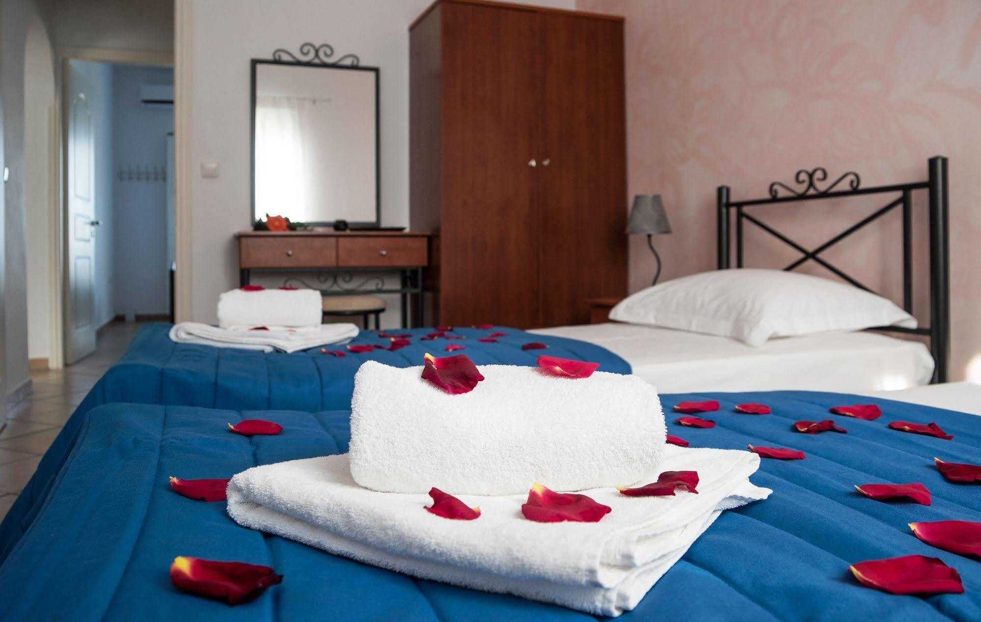 Pantonia Apartments Agia Pelagia  Dış mekan fotoğraf