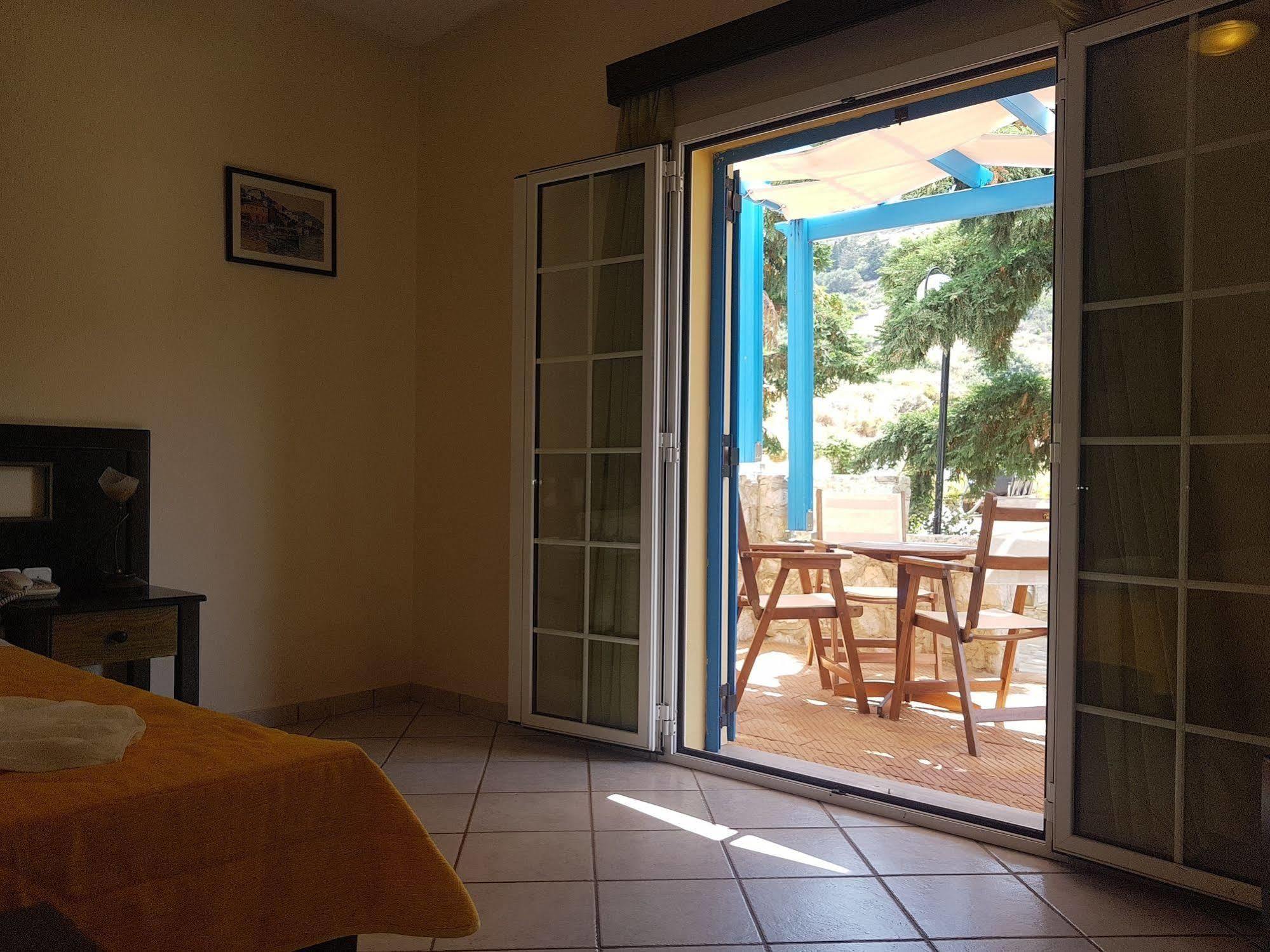 Pantonia Apartments Agia Pelagia  Dış mekan fotoğraf