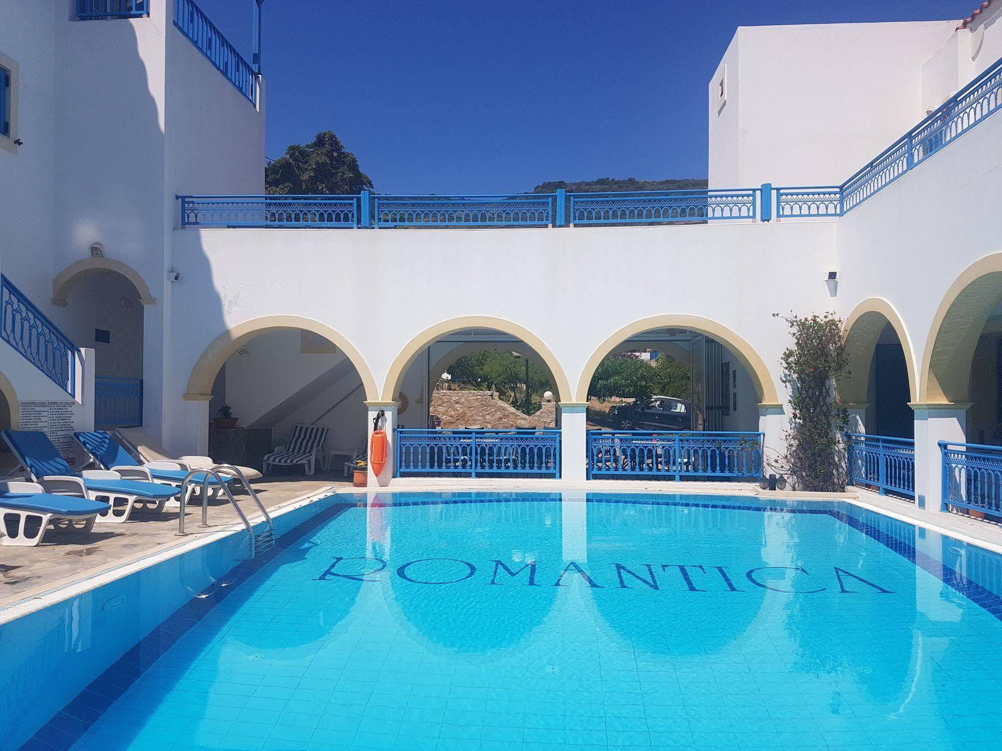 Pantonia Apartments Agia Pelagia  Dış mekan fotoğraf
